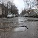 Фото ИА «24.kg». После зимы дороги в Бишкеке в плачевном состоянии