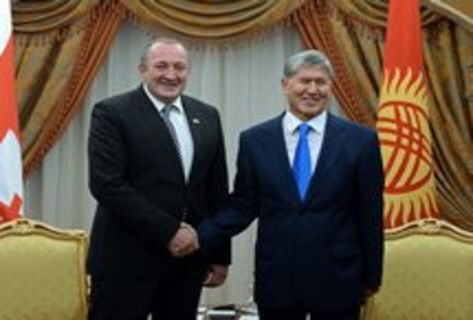 Президент Алмазбек Атамбаев провел переговоры с грузинским коллегой 