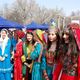 Фото ИА «24.kg». Нооруз в Бишкеке. Девушки из провинции Пактия (Афганистан) 