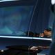 Фото Аппарат правительства КР. Президент России направляется на встречу с Алмазбеком Атамбаевым