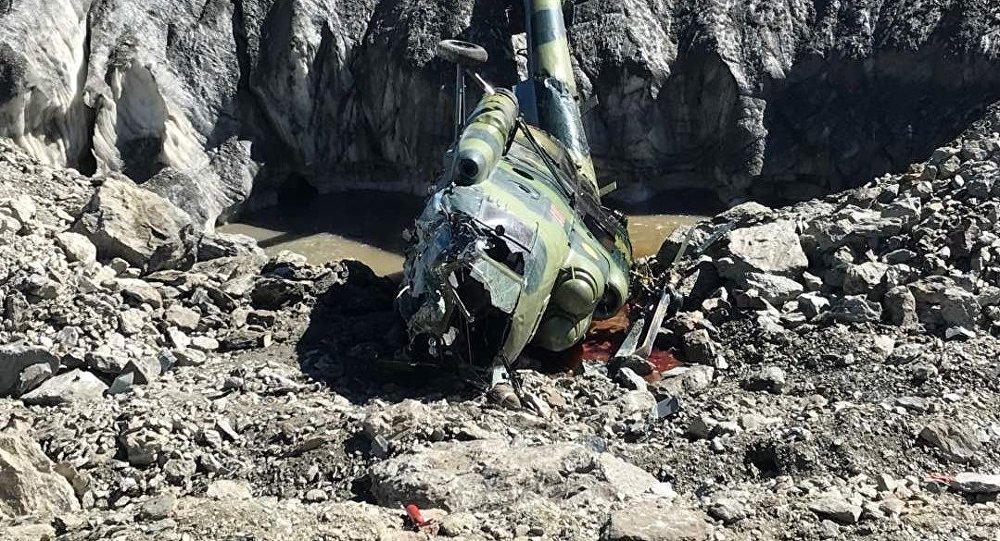 Daily Mail publishes video of Mi8 helicopter crash in mountains of