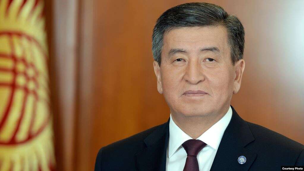 Сооронбай Жээнбеков по телефону поздравил Нурсултана Назарбаева с днем рождения
