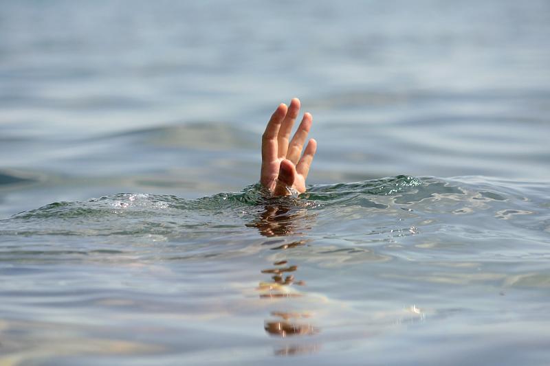 На Суусамыре нашли тело утонувшего в реке двухлетнего мальчика