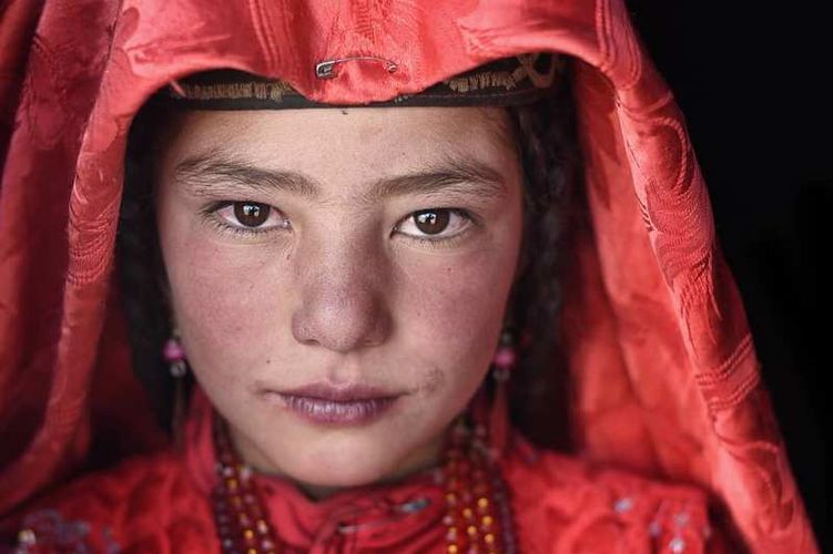 Italian photographer shows natural beauty of Pamir Kyrgyz women - | 24.KG