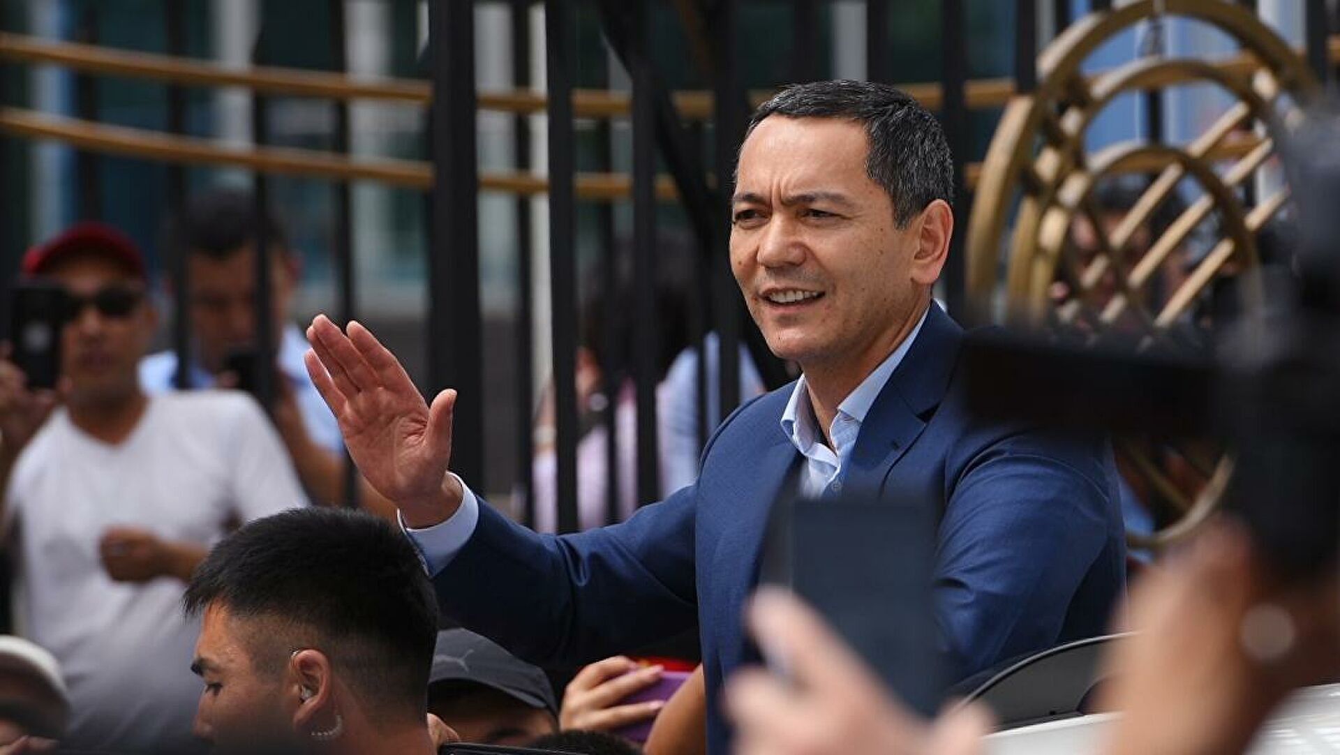 President Sadyr Japarov meets with Omurbek Babanov 24.KG