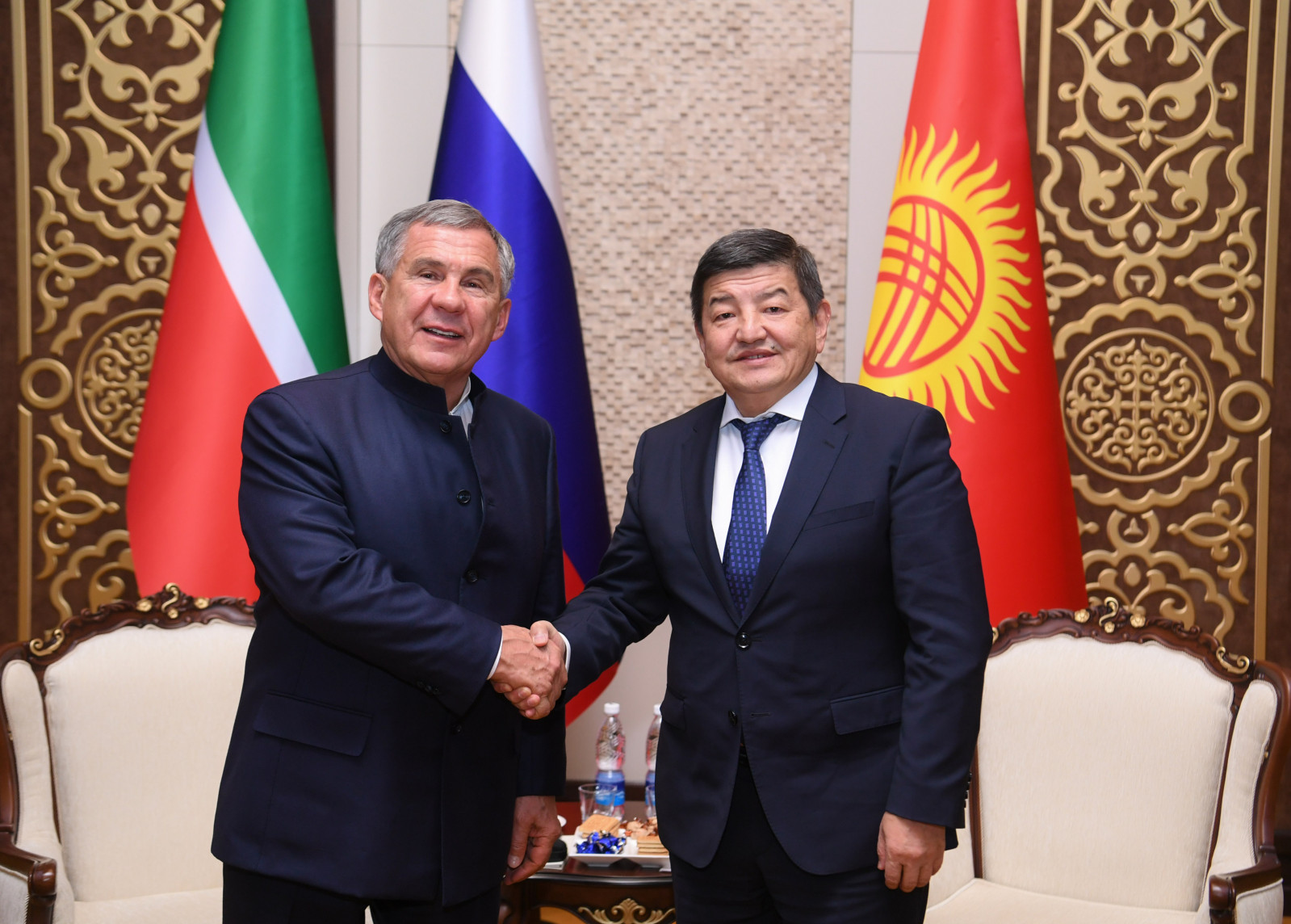 Акылбек Жапаров встретился с президентом Татарстана Рустамом Миннихановым