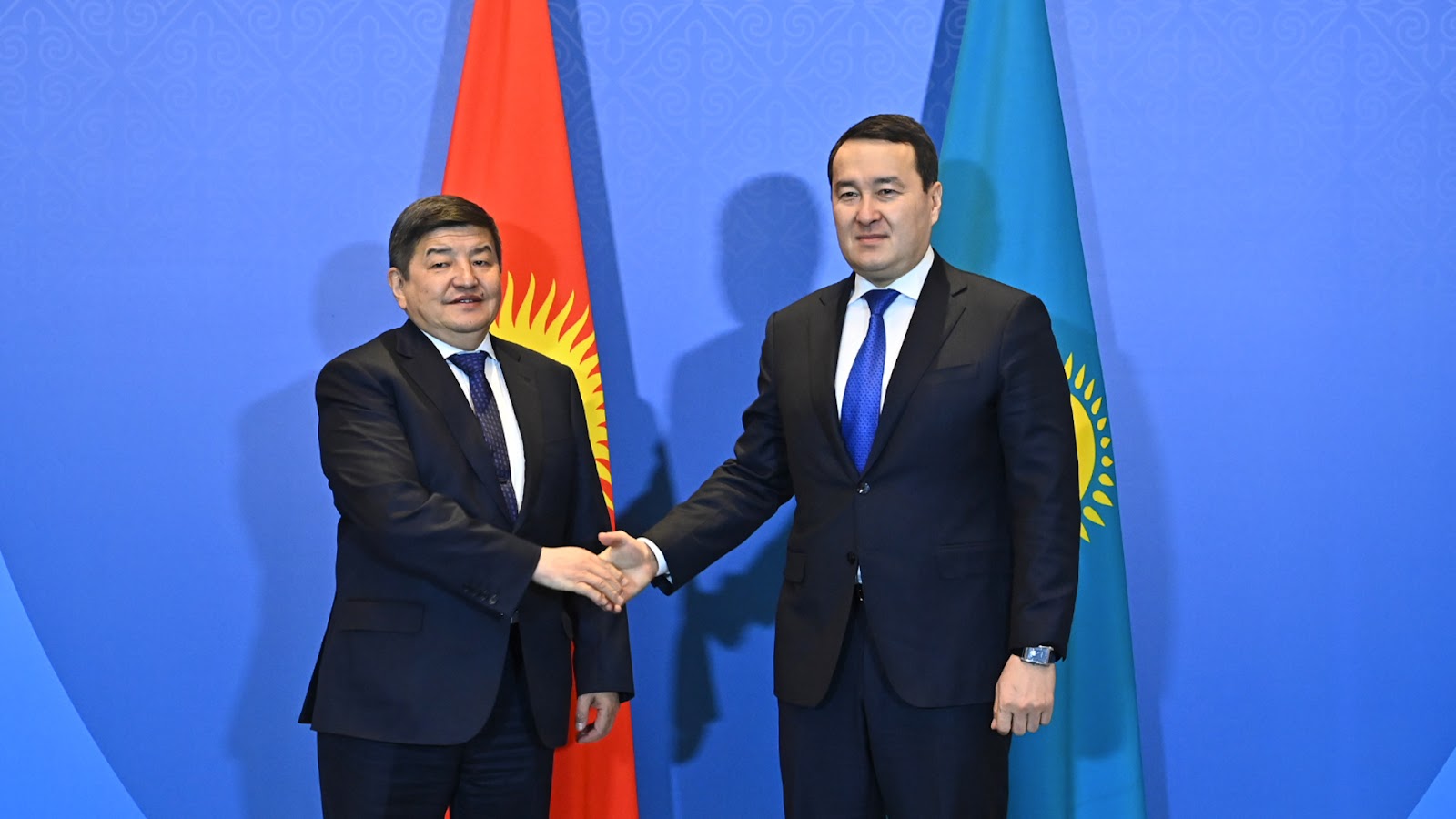 Akylbek Japarov holds meeting with Prime Minister of Kazakhstan - | 24.KG