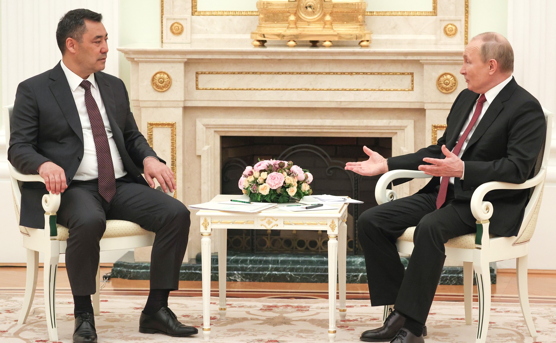 Садыр Жапаров и Владимир Путин встретились в Кремле