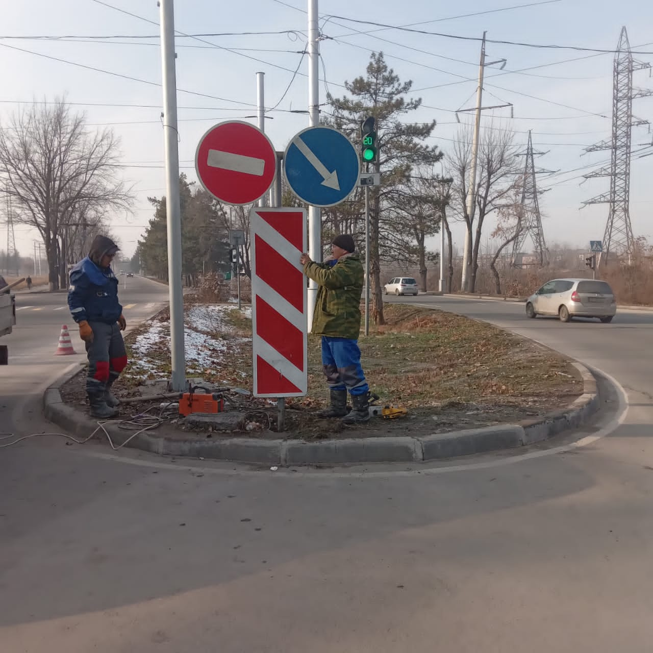 УПСМ Бишкека продолжает проверку общественного транспорта и дорожных знаков  - | 24.KG