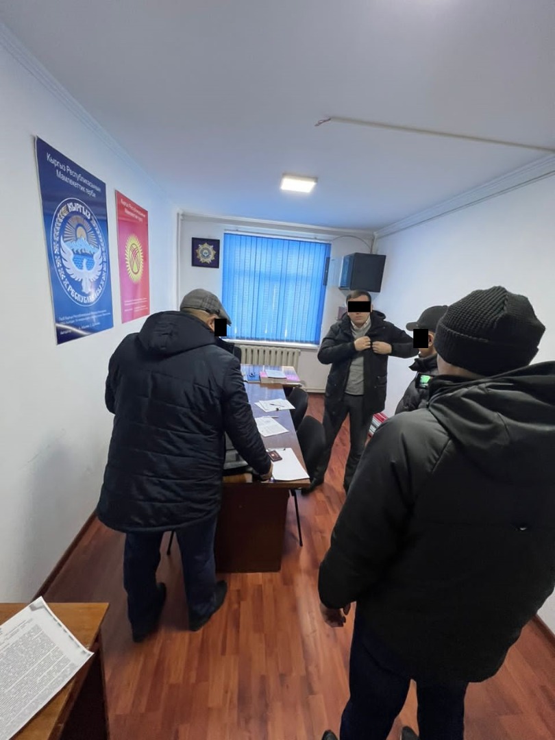 обыски нац молдова. задержание генерального директора сочи парк. следователь прокуратуры. задержание ген. генпрокуратура молдовы снова обыск.