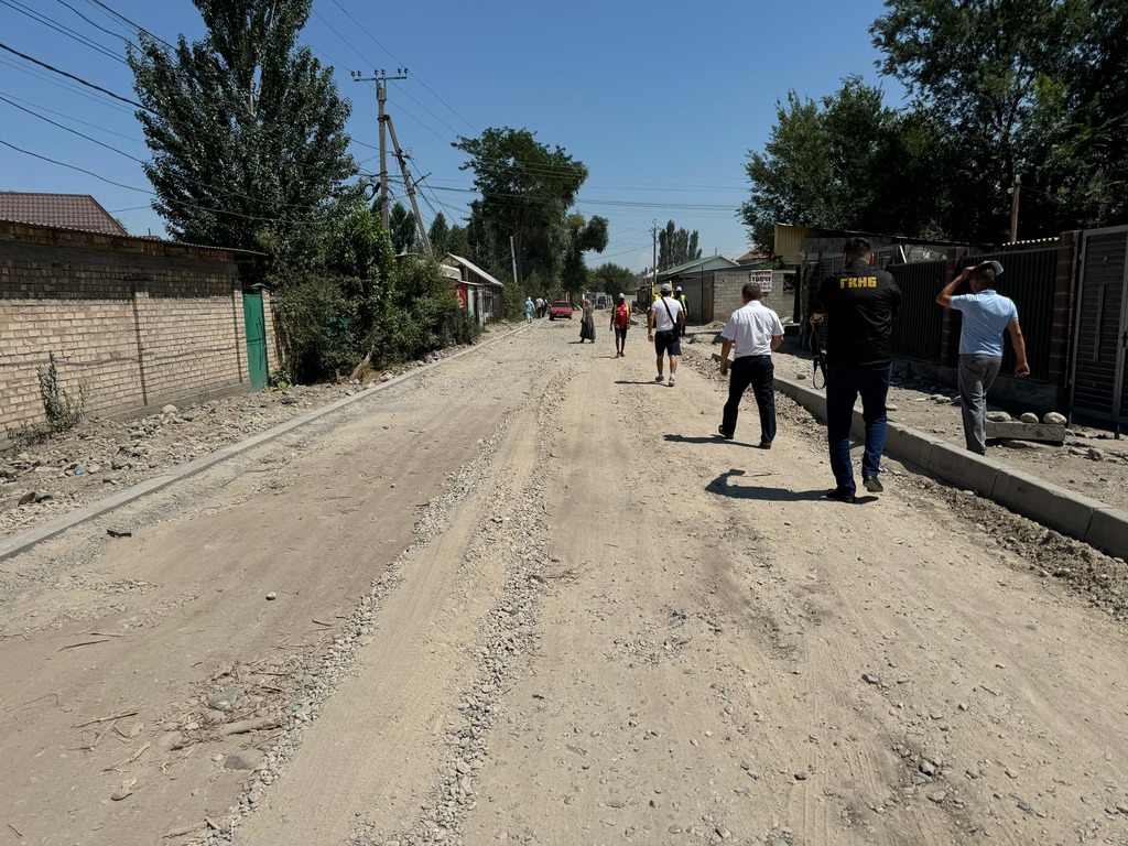 Компания не уложилась в срок с ремонтом дорог Бишкека. ГКНБ возбудил дело