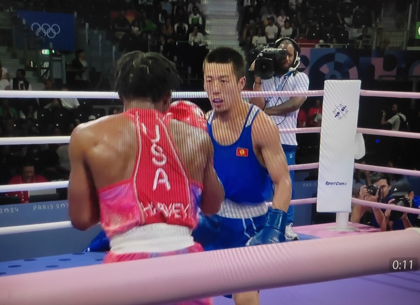 Олимпиада-2024. Боксер из Кыргызстана вышел в полуфинал, обеспечив себе медаль