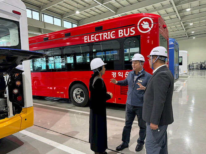 Kyrgyz Ambassador Explores Eco-Friendly Transport in South Korea