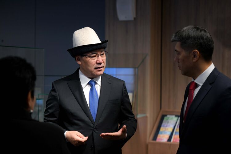 Sadyr Japarov proposes that National Bank store gold of Kyrgyzstanis