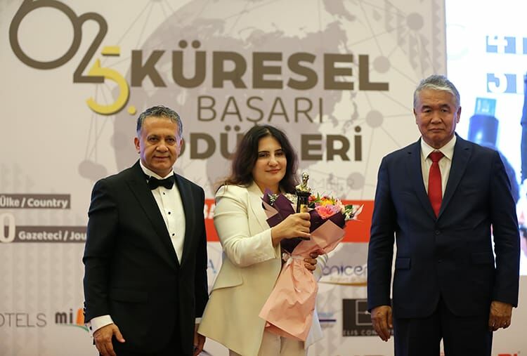Sultan Raev receives Ismail Gaspıralı International Literature Award