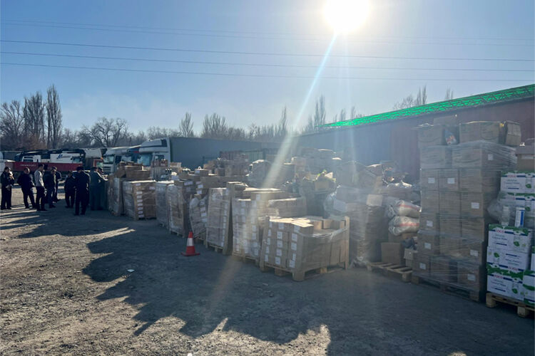 SCNS, Natural Resources Ministry destroy large batch of expired food products