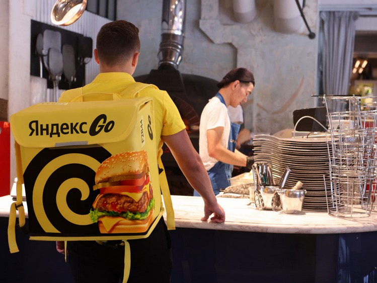 Как за&nbsp;два года изменилась &laquo;Еда&raquo; в&nbsp;&laquo;Яндекс Go&raquo;. Тест