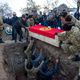 Фото пресс-службы президента. В «Ата-Бейите» похоронили пограничника Дастана Анарбекова