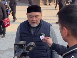 Камчыбек Ташиев Айт намазына катышып, кайрылуу жасады
