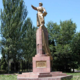 Фото из Интернета. Памятник генералу работы Мануйловых. Открыт 7 ноября 1942 года. Первый в стране памятник герою Великой Отечественной войны