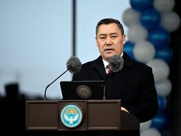 Президент УКМКнын заманбап аскердик-медициналык комплексин ачты
