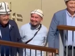 Камчыбек Ташиев совершает паломничество в&nbsp;Мекке&nbsp;&mdash; соцсети
