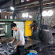 Фото 24.kg. Мужчины в ОсОО «Сталкер» занимаются в основном выплавкой рамок из алюминия