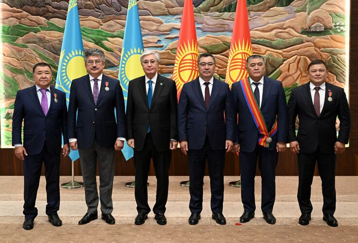 администрации президента КР