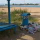 Фото читателя 24.kg. С пляжа в Чолпон-Ате не вывозят мусор