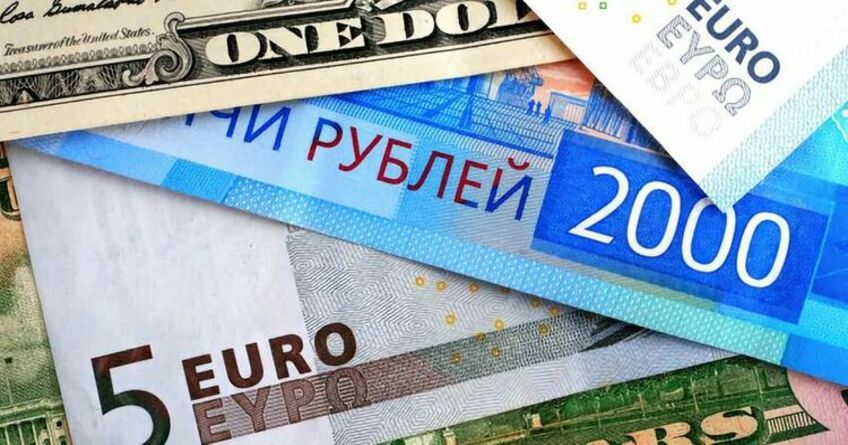 Рубль и&nbsp;евро заметно выросли. Курс валют на&nbsp;14&nbsp;апреля
