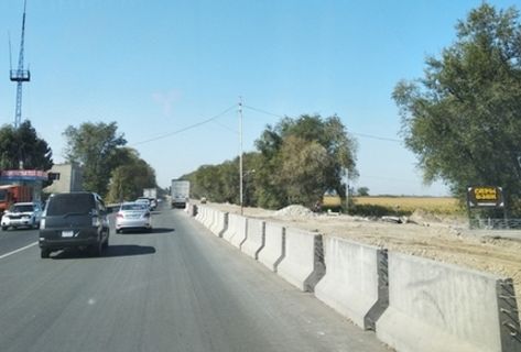 Дорога Бишкек&nbsp;&mdash; Кара-Балта. По&nbsp;уши в&nbsp;пыли и&nbsp;пробках теперь Жайылский район
