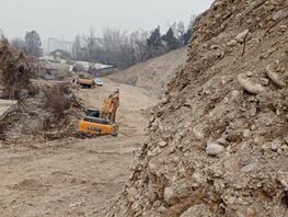 Из-за стройки дом на&nbsp;грани разрушения: студент просит защитить семью в&nbsp;городе&nbsp;Ош
