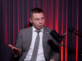 &laquo;Мы&nbsp;строим университет будущего&raquo;. Ректор КРСУ о&nbsp;кампусе, ИИ&nbsp;и&nbsp;кадрах
