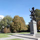 Фото 24.kg. Памятник Бюбюсаре Бешеналиевой