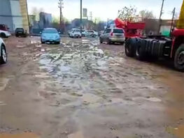 Жители жилмассива &laquo;Кок-Жар&raquo; в&nbsp;Бишкеке просят отремонтировать улицу Санжыра
