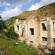 Фото ИА «24.kg». О былом достатке и благополучии в Майлуу-Суу напоминают лишь развалины заводов