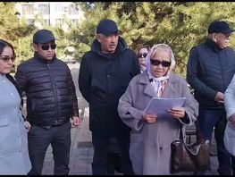 В&nbsp;Бишкеке проходит митинг против приезда беглого президента Курманбека Бакиева
