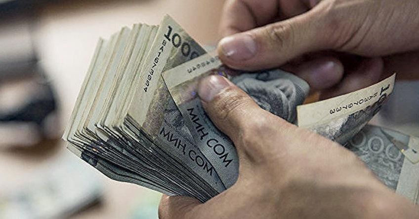 Зарплаты в&nbsp;Кыргызстане: у&nbsp;частников доходы в&nbsp;1,8 раза выше, чем у&nbsp;бюджетников
