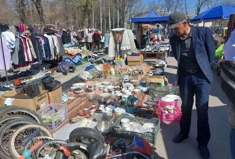 Это часть истории Бишкека: почему блошиный рынок на&nbsp;Фучика может исчезнуть
