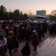 Фото 24.kg. Митингующие сторонники Садыра Жапарова пришли на Старую площадь
