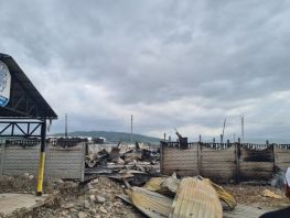 На&nbsp;скотном рынке в&nbsp;Сокулуке сгорели 32&nbsp;точки общепита: люди просят помощи
