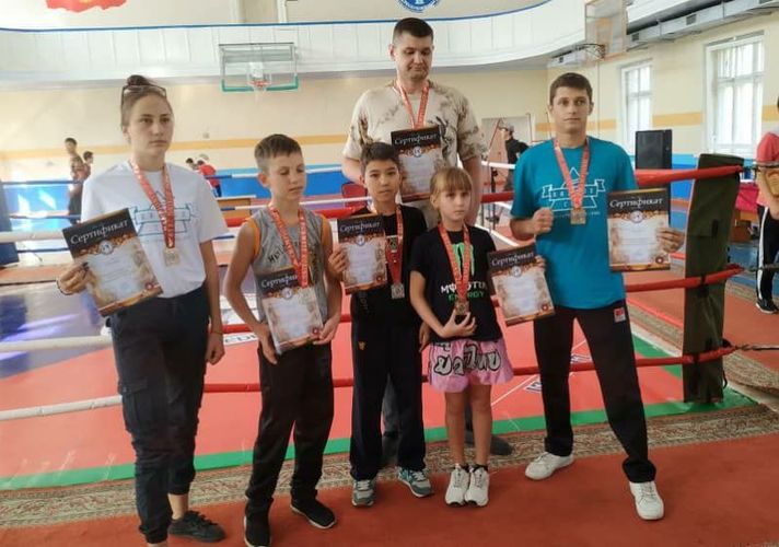 Фото Евгения Трубчанинова. Со своей командой на турнире в Кыргызстане