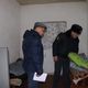 Фото пресс-службы ГУВД Бишкека. Представитель аппарата омбудсмена КР Улан Суханалиев посетил ИВС