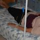 Фото 24.kg. Больной получает капельницу в ночном стационаре