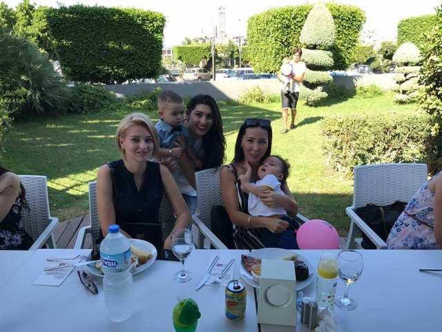 Элида Эмирдин жеке архивинен алынды