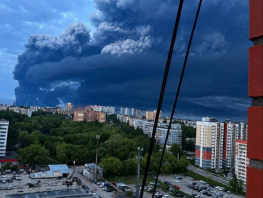 Крупный пожар вспыхнул на&nbsp;территории Рязанского НПЗ в&nbsp;России
