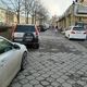 Фото читателя 24.kg. Тротуары все чаще становятся местами для парковок автомобилей