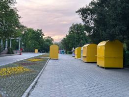 Для галочки? В&nbsp;Бишкеке комки убрали ради мероприятия с&nbsp;участием чиновников
