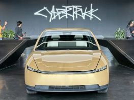 Tesla запустила массовое производство Cybercab без руля и&nbsp;педалей 