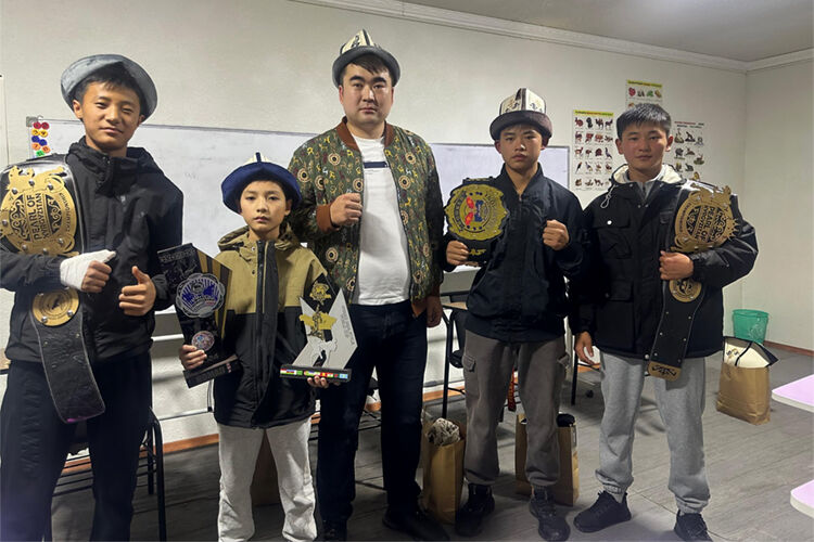 Анвара Яхизова